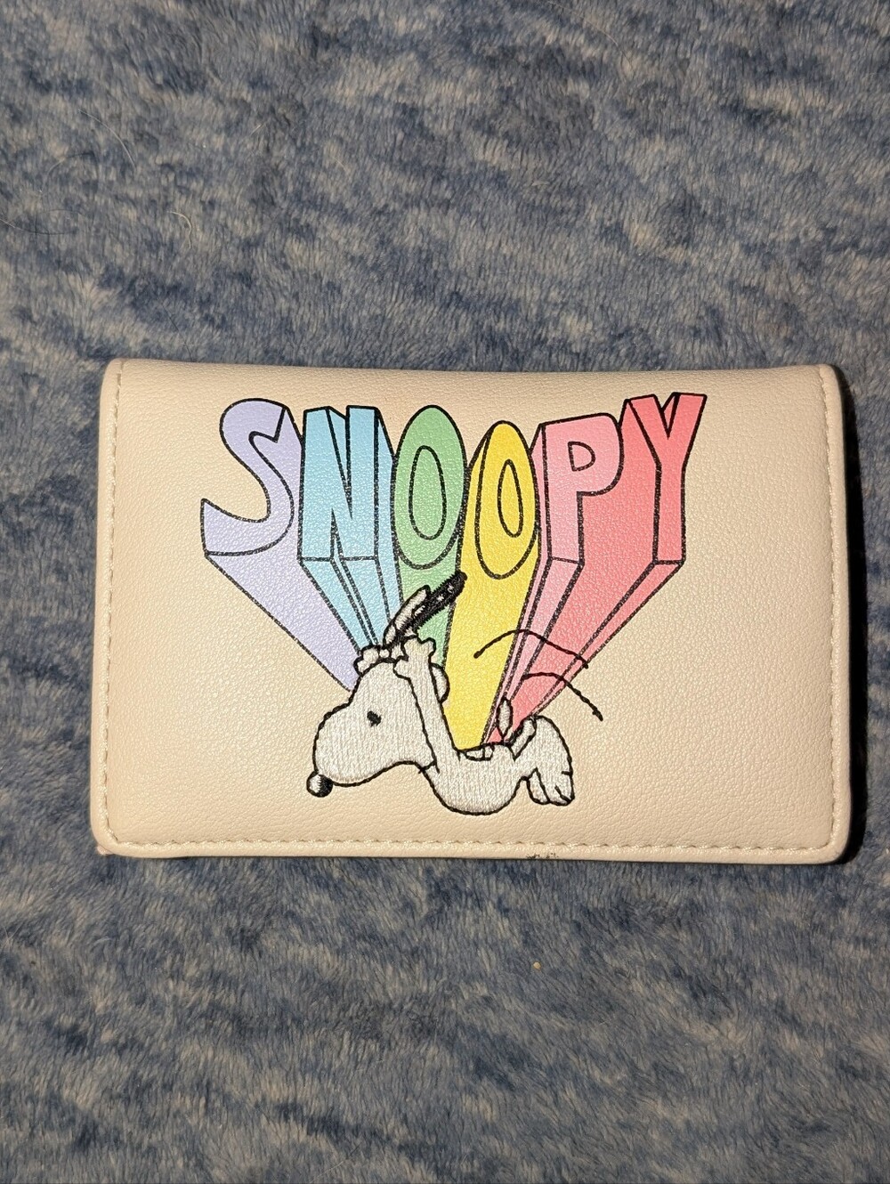 Peanuts NWOT Snoopy Rainbow Card Wallet - Cream with Pastel Accents - Picture 2 of 5